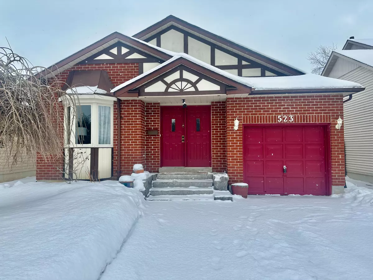 Peterborough, ON K9L 1X8,523 Laurie AVE
