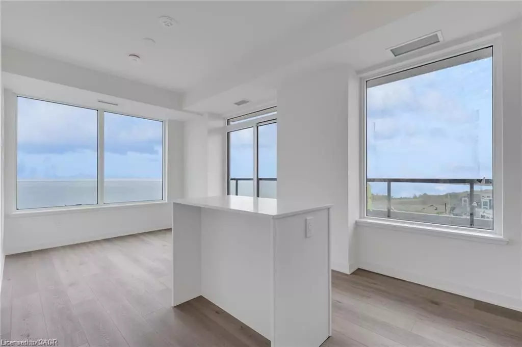 Grimsby, ON L3M 4E8,385 Winston RD #1408