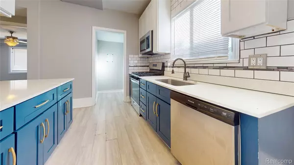 Pontiac, MI 48341,44 Lincoln ST