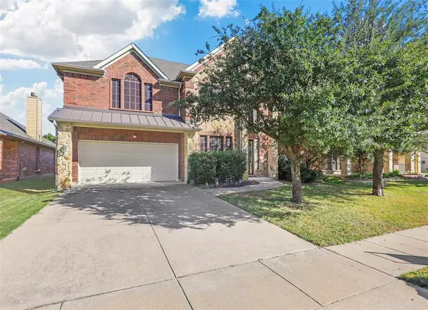 969 Tara Drive,  Burleson,  TX 76028