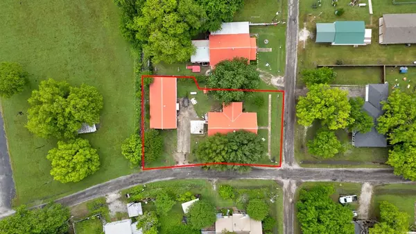 Randolph, TX 75475,101 E Reed Street