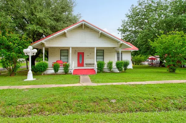 Randolph, TX 75475,101 E Reed Street