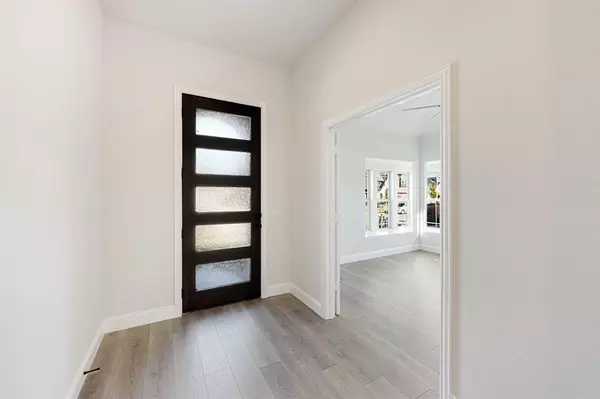 Glenn Heights, TX 75154,324 Chestnut Lane