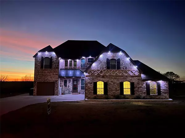 Howe, TX 75459,1208 Redbud Street