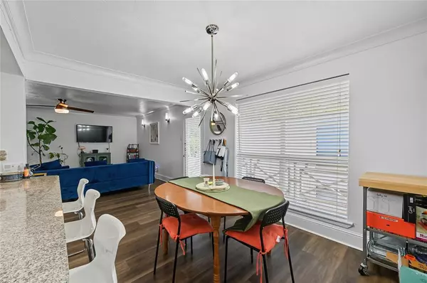 Dallas, TX 75206,5927 E University Boulevard #221