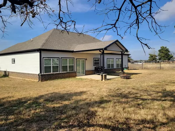 Whitesboro, TX 76273,145 CR 126