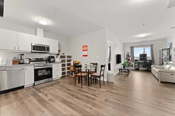 Lasalle, ON N9H 1J5,1900 6TH CONCESSION ROAD #312