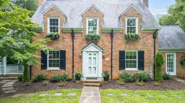 3323 Woodridge PL,  Lynchburg,  VA 24503