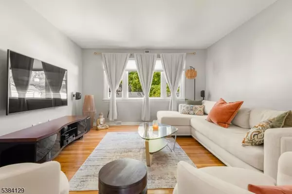 Lawrence Twp., NJ 08648,6 Hillsdale Rd