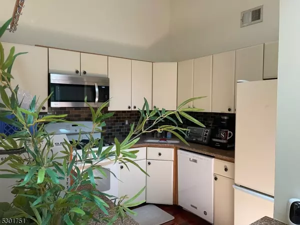 Branchburg Twp., NJ 08876,1713 Breckenridge #1713