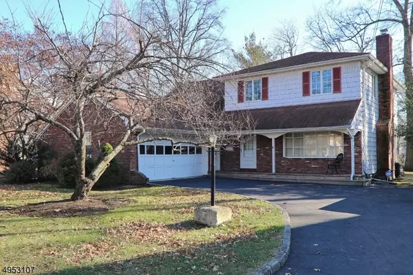 240 Twin Oaks Ter, Westfield Town, NJ 07090