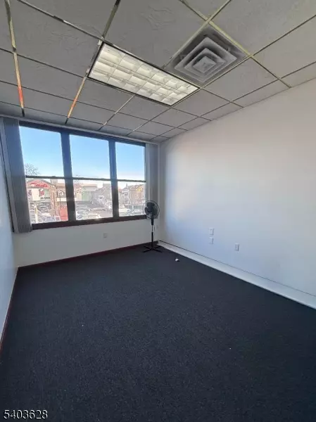 Paterson City, NJ 07503,970 Main St