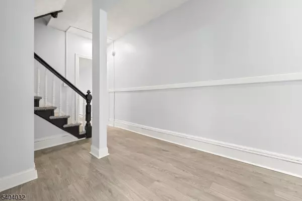 Phillipsburg Town, NJ 08865,23 Reese Ct