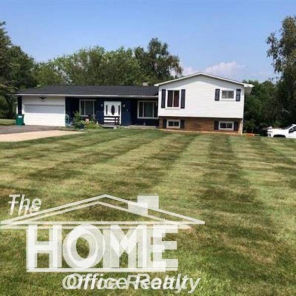 700 Curwood RD, Owosso, MI 48867