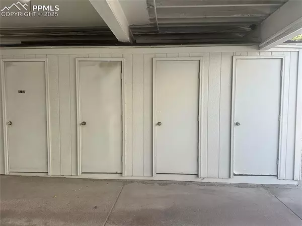 Colorado Springs, CO 80917,2750 Hearthwood LN