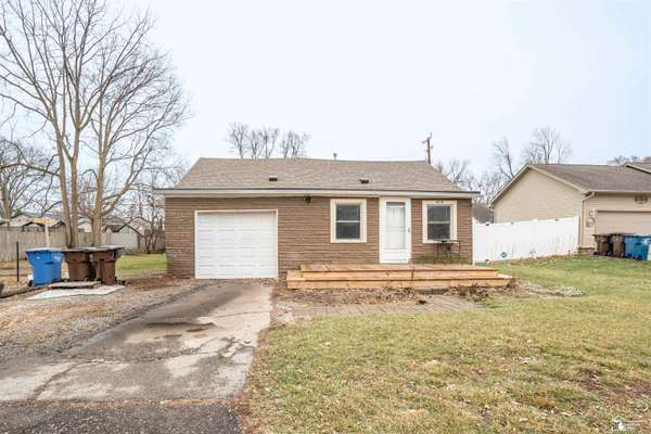 3030 Fourth ST, Monroe, MI 48162