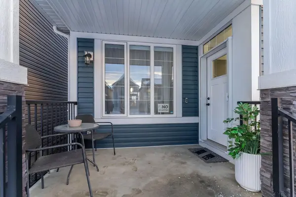 Calgary, AB T3M 3L9,128 Seton Villas SE