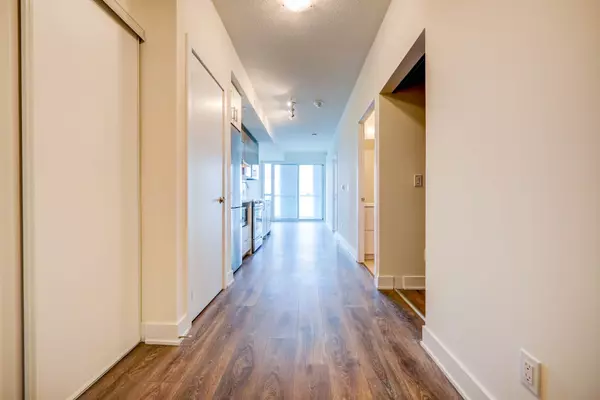 Toronto C15, ON M2J 4T1,188 Fairview Mall DR #319