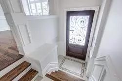 Toronto C04, ON M5H 3V4,330 Elm RD