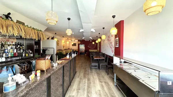 Toronto C04, ON M6C 2C5,1010 Eglinton AVE W