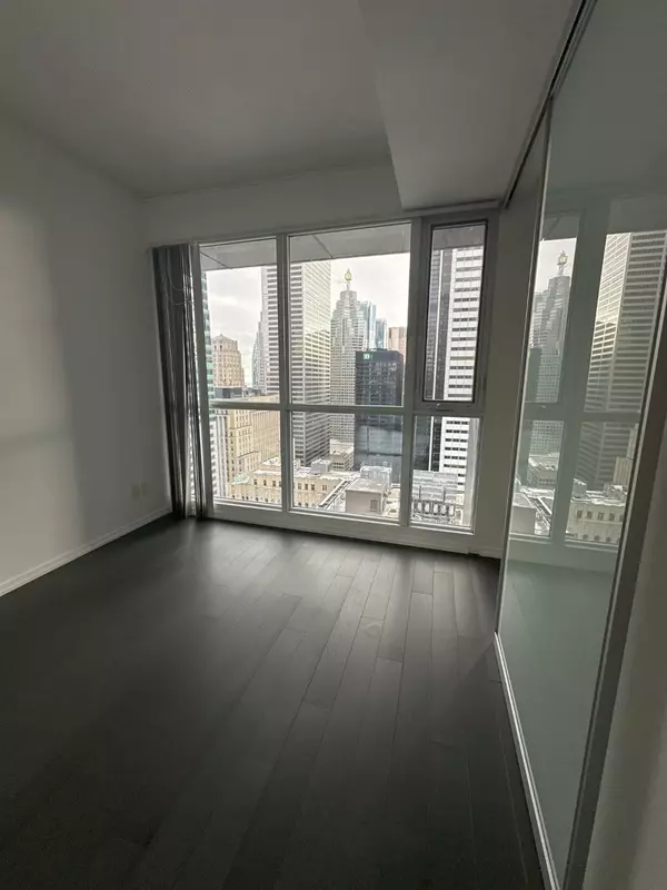 Toronto C01, ON M5H 4E8,70 Temperance ST #3508