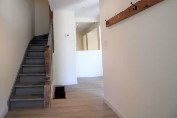 Toronto C01, ON M6H 4A2,303 St Helens AVE