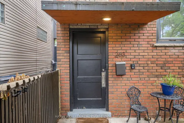 Toronto E01, ON M4M 2V4,263 Boston AVE #1