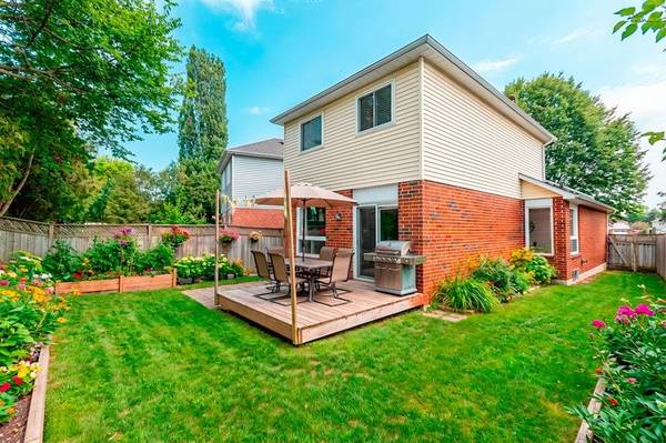 Clarington, ON L1E 1P3,33 Mossgrove CT