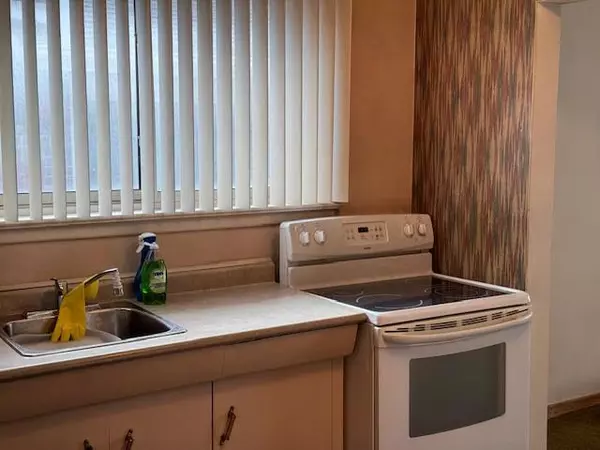 Toronto E04, ON M1K 4P2,29 Stavely AVE