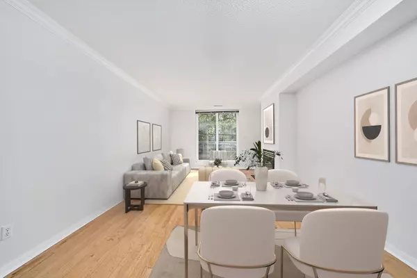 Toronto E02, ON M4E 1H2,2365 Queen ST E #203