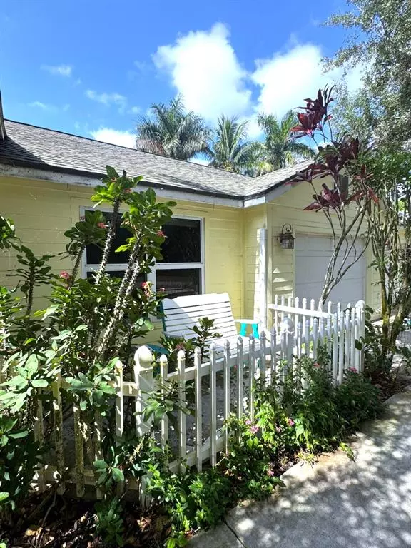 Loxahatchee Groves, FL 33470,14344 North Road