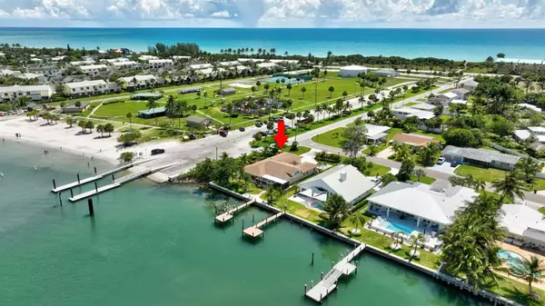 1701 Bayshore Dr, Hutchinson Island, FL 34949