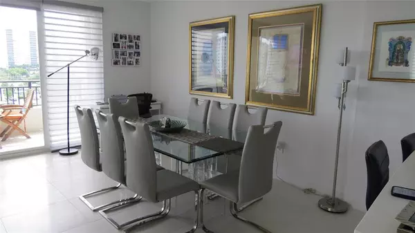 Pompano Beach, FL 33062,2880 NE 14th Street Cswy #601