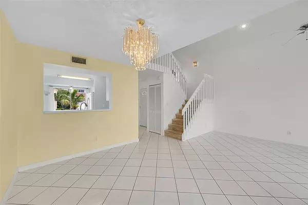 Dania Beach, FL 33004,1046 SE 6th Ave