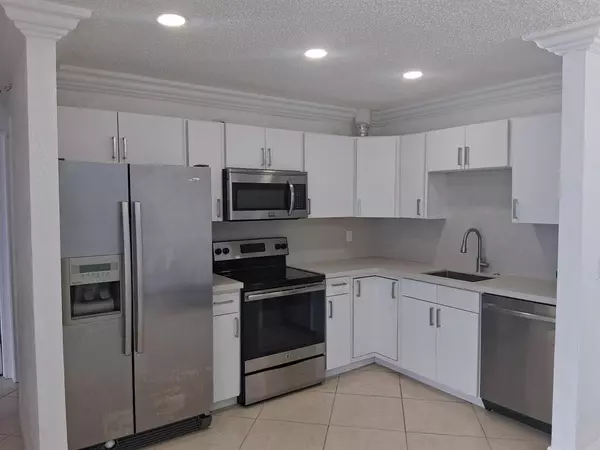 110 Cypress Club Drive #131, Pompano Beach, FL 33060