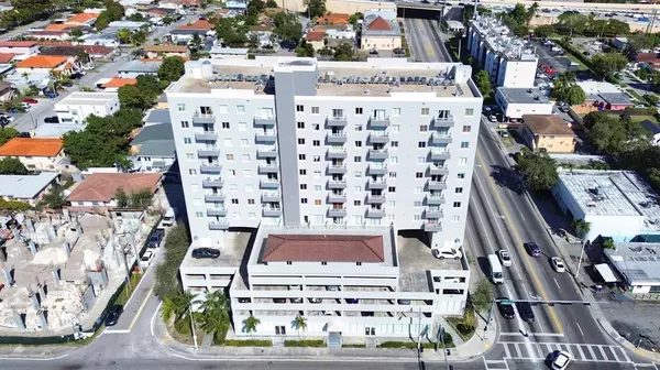 Miami, FL 33125,2217 NW 7th St #901