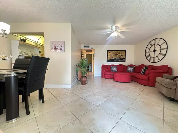 Deerfield Beach, FL 33442,455 Durham O #455