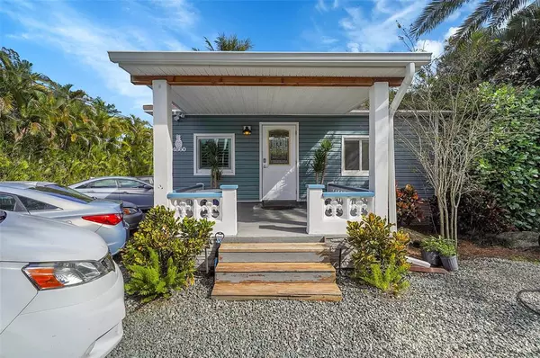 4860 SW 61st Ave, Davie, FL 33314