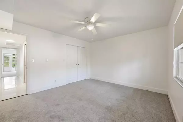 Coconut Creek, FL 33066,2202 Lucaya Bnd #M1