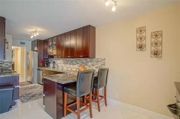 Hollywood, FL 33021,2606 N 38th Ave