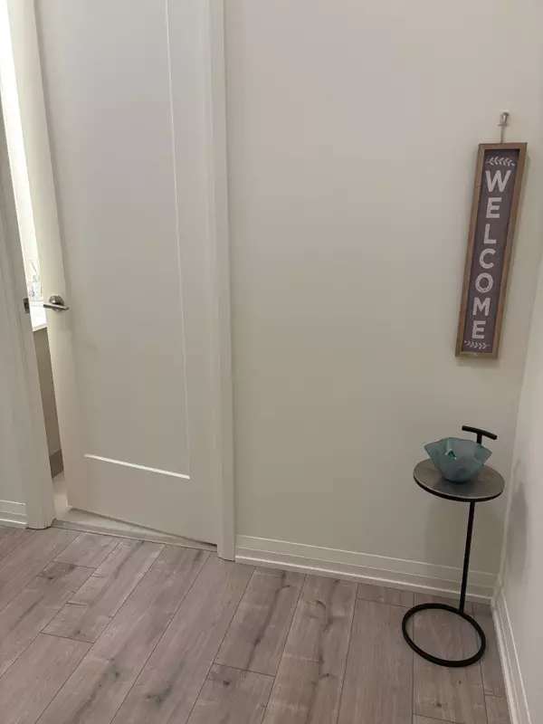 Vaughan, ON L4K 2M9,8960 Jane ST #1104