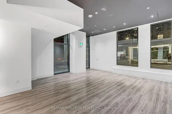 Richmond Hill, ON L4C 0T6,3 Rosewater ST #211W