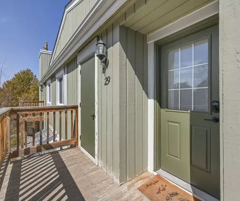Collingwood, ON L9Y 5B4,17 Dawson DR #29
