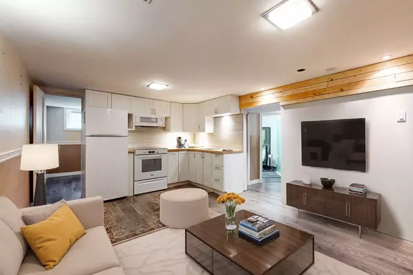 Barrie, ON L4M 2R2,267 Grove ST E