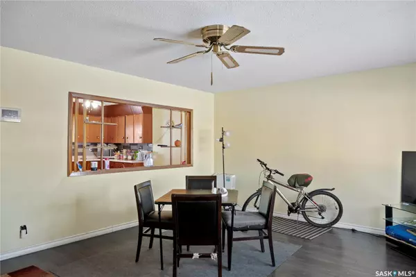 Regina, SK S4R 3R1,87 Robinson CRESCENT