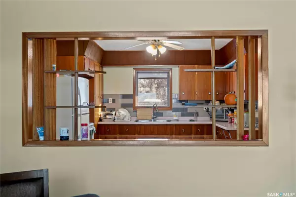 Regina, SK S4R 3R1,87 Robinson CRESCENT