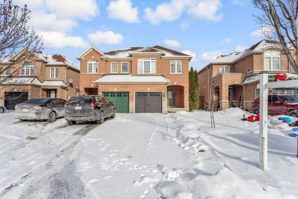 7307 Cork Tree ROW, Mississauga, ON L5N 8N9