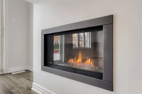 Brampton, ON L6R 4B8,41 Overlea DR