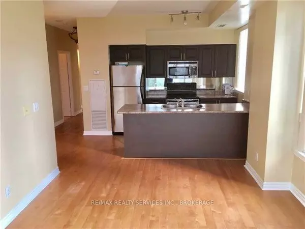 Mississauga, ON L5B 0A1,388 Prince Of Wales DR #402