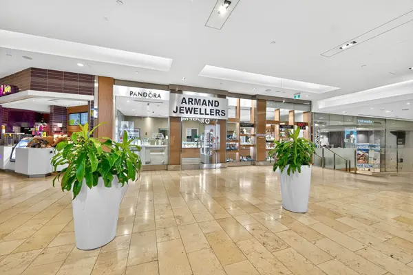 100 City Centre DR #1-174, Mississauga, ON L5B 2C9